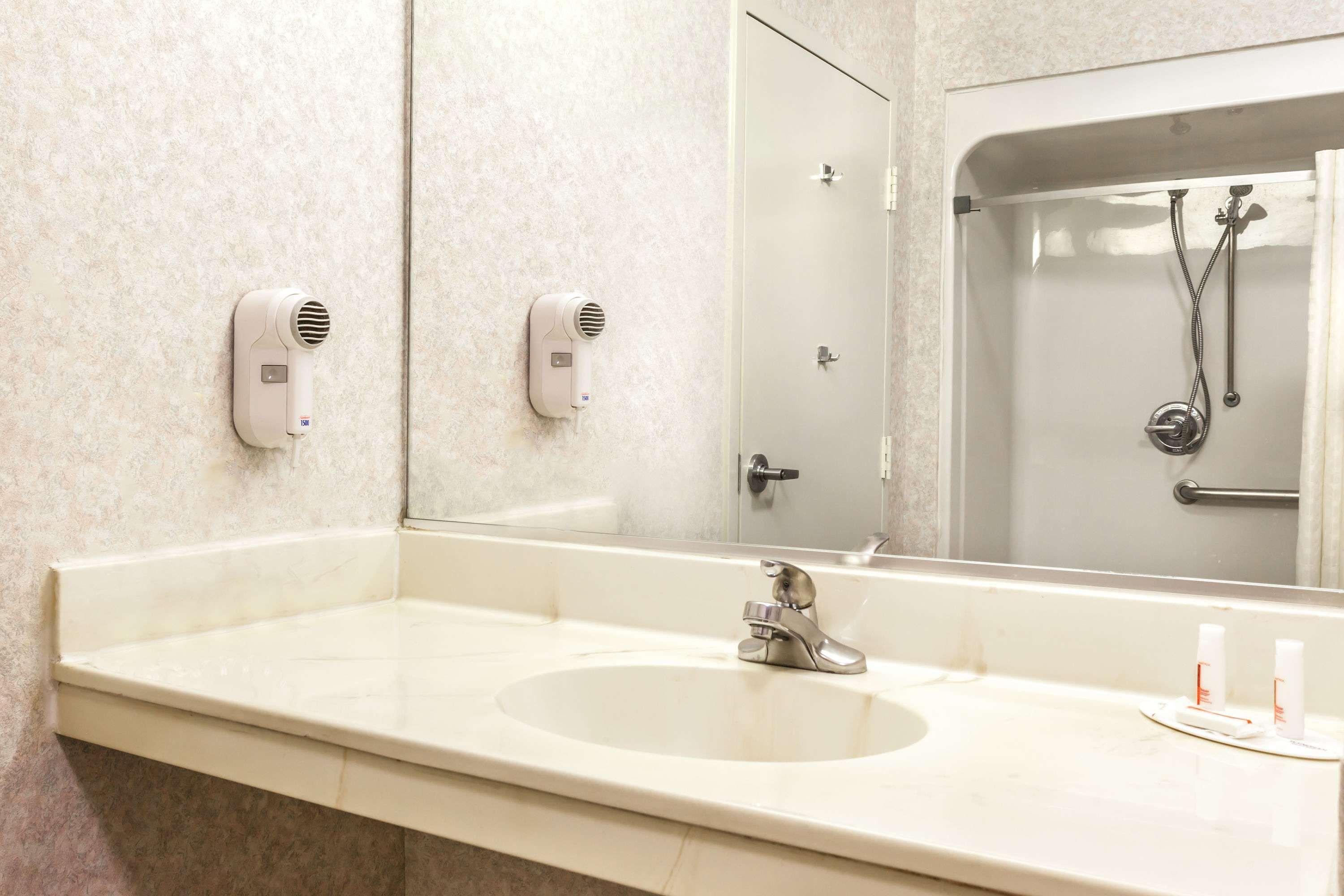 Sleep Inn Manassas Bagian luar foto